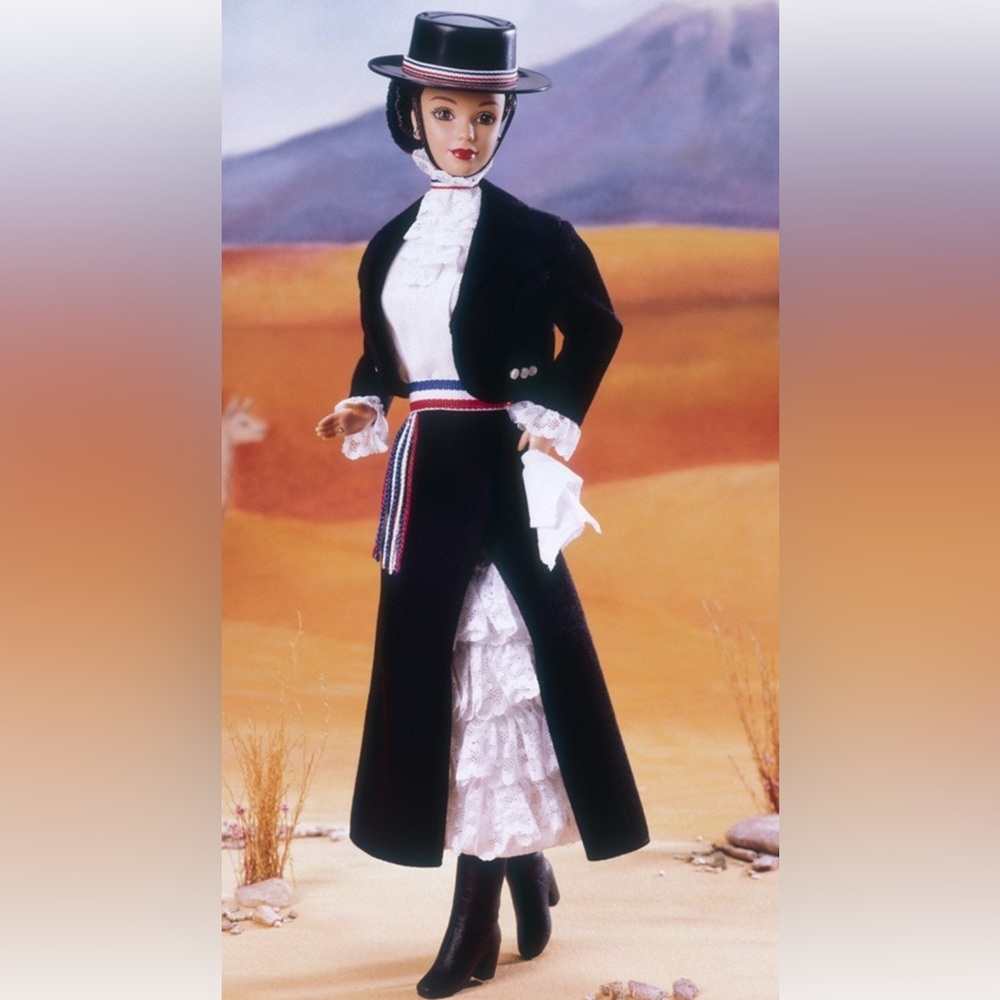 NIB - Vintage Unopened Mattel Special Collector Edition Chilean 1997 Barbie Doll